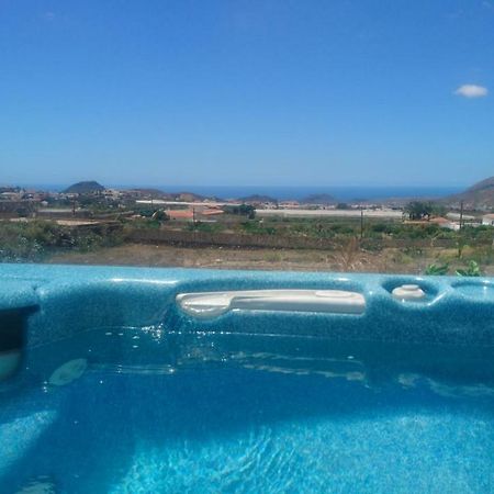 Villa Albe, Jacuzzi Con Vistas Al Mar Arona (Tenerife) Exterior photo