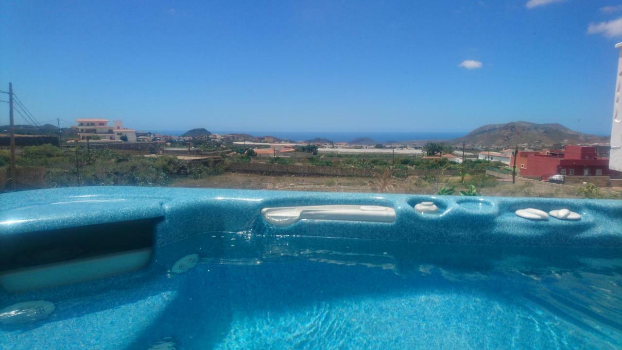 Villa Albe, Jacuzzi Con Vistas Al Mar Arona (Tenerife) Exterior photo